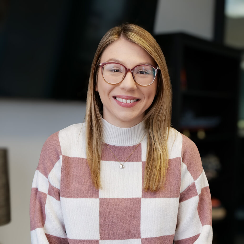 Kristie McLeod bio photo